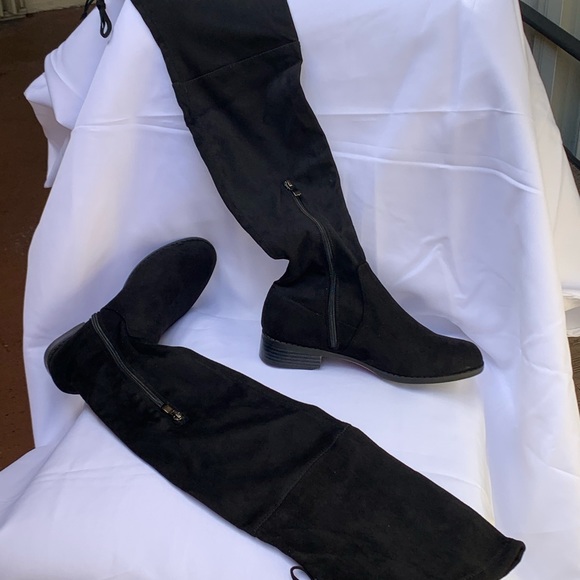 Catherine Malandrino Shoes - Catherine Malandrino Nabellle over the knee boot